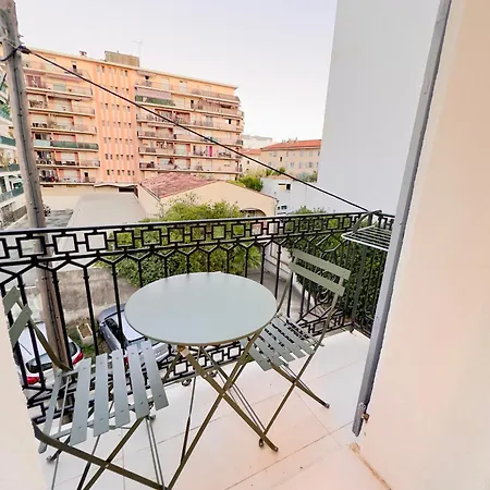 Joli Climatise Au Calme *