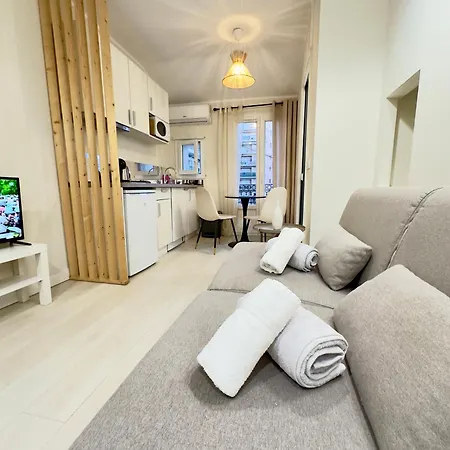 아파트 Joli Climatise Au Calme *